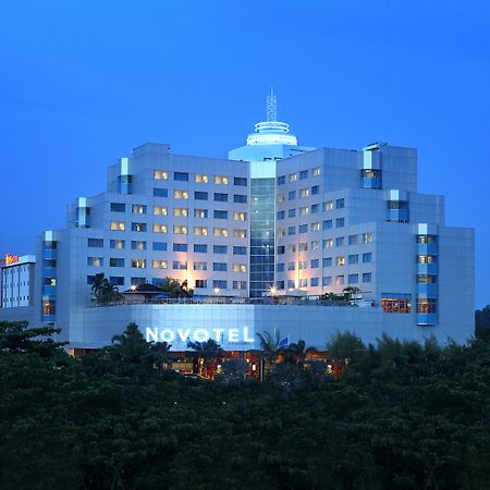Novotel Balikpapan Εξωτερικό φωτογραφία