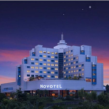 Novotel Balikpapan Εξωτερικό φωτογραφία
