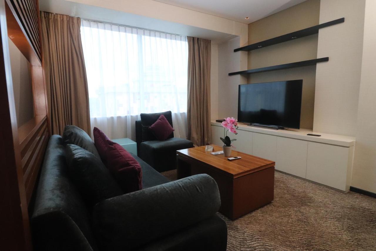 Novotel Balikpapan Εξωτερικό φωτογραφία
